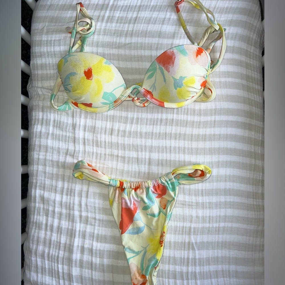 Montce Swim